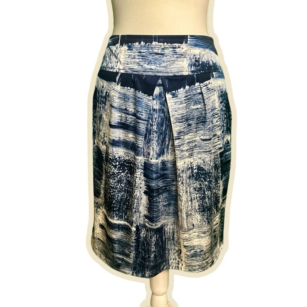 Calvin Klein Blue & White Abstract Brushstroke Print Jersey Knit Pleated Skirt S